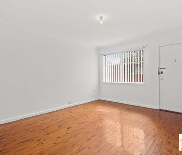 2/13 Pine Crescent, Coniston, NSW 2500 - Photo 4