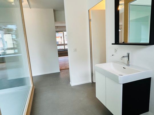 2.5 Zimmer, 77 m², 3. Stock - Photo 1