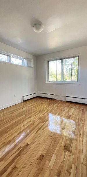 2 CH - 1 SDB - Montréal - $1,785 /mo - Photo 1