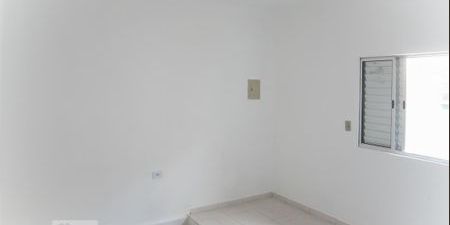 Casa para alugar com 40m², 1 quarto e sem vaga - Foto 3