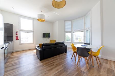 2 bed apartment to rent in Osborne Terrace, Jesmond, NE2 - Photo 5