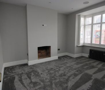 4 bedroom detached house to rent - Photo 3