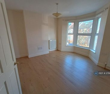 4 bedroom terraced house to rent - Photo 5