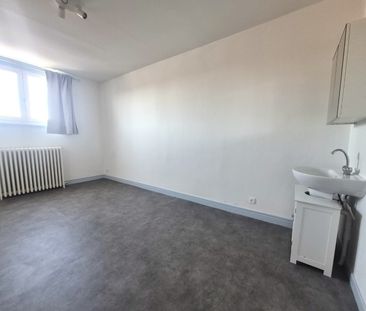 Location Appartement 2 pièces 39m² ROUBAIX 59100 - Photo 3