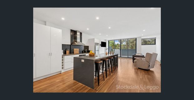 Modern 2-Bedroom Home in Peaceful Chirnside Park Location - Photo 1