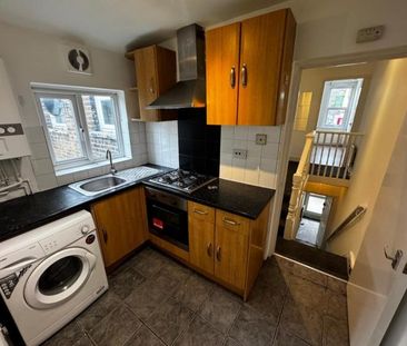 Montagu Road, London - Photo 2