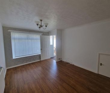 2 bedroom House To Let - Photo 3