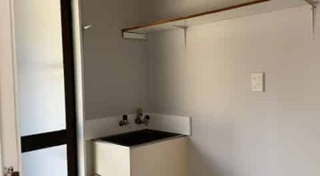 Unique Find in Kawaha Point - Photo 4