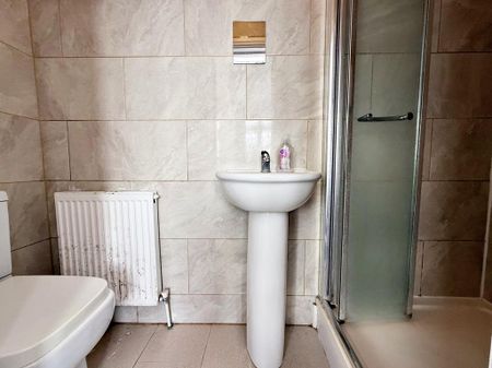 House share to rent - Photo 5