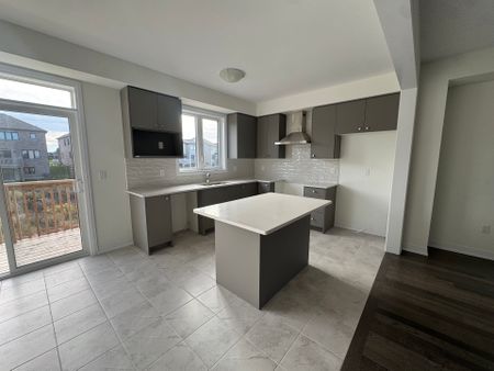 For Lease - 275 Velvet Way, Thorold, Ontario - Photo 4