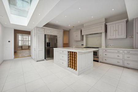 4 bedroom terraced house to rent - Photo 4