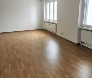 1.5-Zimmer-Wohnung mit Charme - neuen Böden und schönem Sitzplatz m... - Photo 3