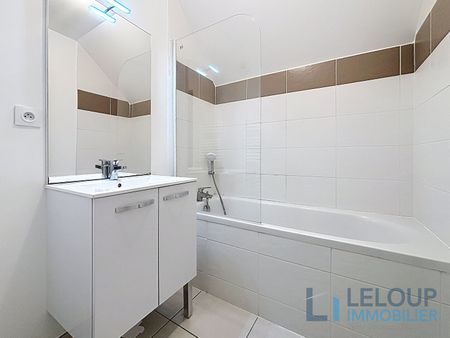 Location Appartement 4 pièces 83m² ROUEN 76000 - Photo 5