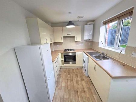 Kingsbridge Crescent, Middlesbrough, TS5 - Photo 5