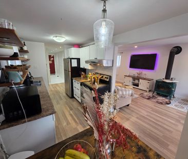 For Lease - 54 Shakespeare Crescent, Barrie, Ontario - Photo 4