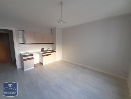 Location Appartement 1 pièce 23m² CHAMBERY 73000 - Photo 4