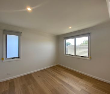 6/23 Scotsburn Avenue, Oakleigh South VIC 3167 - Townhouse For Rent... - Photo 2