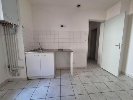 Location Appartement 2 pièces 32m² MACON 71000 - Photo 3