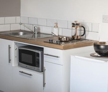 1 bedroom flat to rent - Photo 6