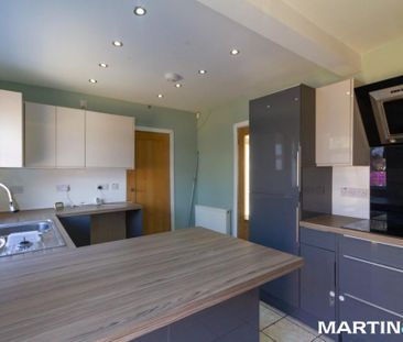 3 bedroom semi-detached house to rent - Photo 6