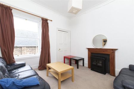 4 bedroom flat to rent - Photo 4