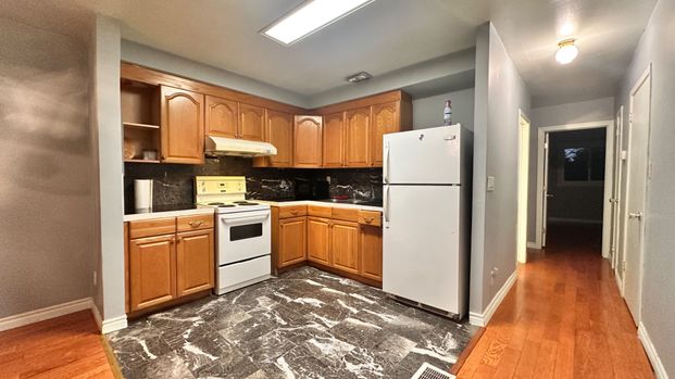 For Lease - 1171B Lakeshore Road, Mississauga, Ontario - Photo 1