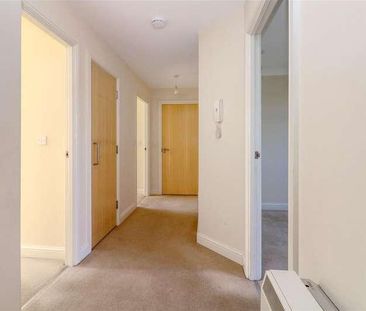 Coventry Road, Warwick, CV34 - Photo 4