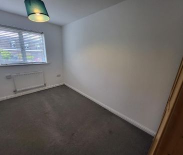 2 bedroom terraced house to rent - Photo 6