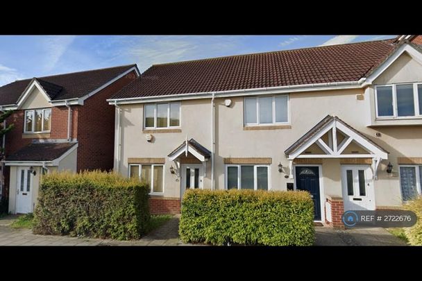 2 bedroom terraced house to rent - Photo 1