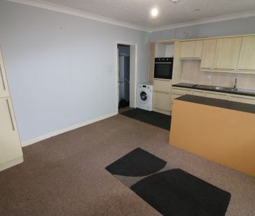 First Floor, 293 Hull Road - Photo 6