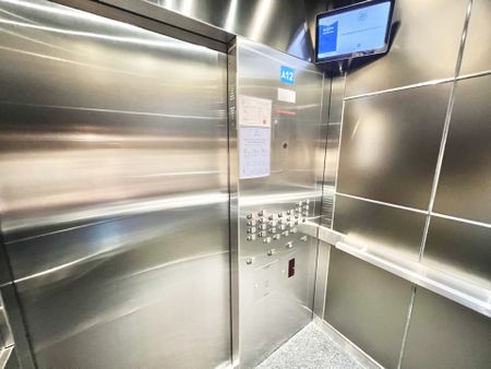 For Lease - 8 Eglinton Avenue Unit# 2207, Toronto, Ontario - Photo 5