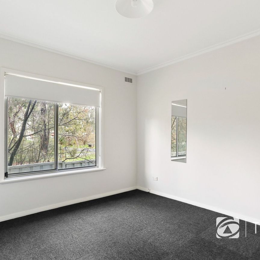 35 Green Street, 3556, California Gully Vic - Photo 1