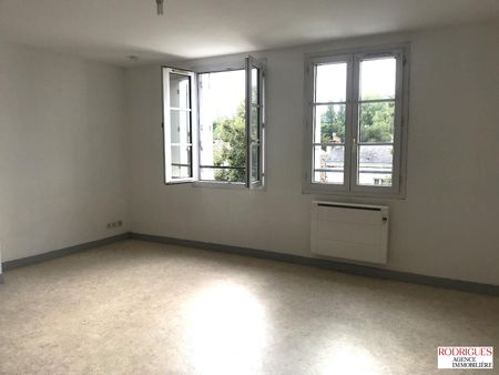 Location Appartement 1 pièce 33m² POITIERS 86000 - Photo 4