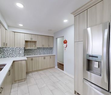 For Lease - 96 Scarden Avenue Unit# Main, Toronto, Ontario - Photo 4