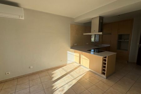 LUYNES - Maison T4 CENTRE VILLAGE - Photo 5