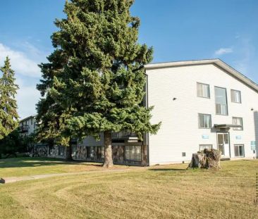 Marc Manor | 8215 144 Avenue NW, Edmonton - Photo 1