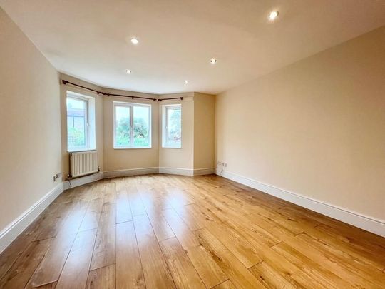 3 bedroom apartment to rent - Photo 1