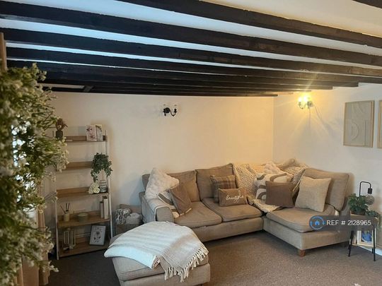 2 bedroom detached house to rent - Photo 1