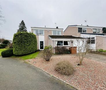 3 bedroom detached house to rent - Photo 3