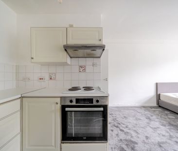 flat to rent - Photo 1