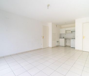 location Appartement T2 DE 42.06m² À HERBLAY - Photo 1