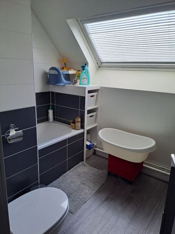 Location Maison 7 pièces 118m² - Photo 3