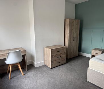 6 Bed Semi-Detached House, Fishponds Road, BS16 - Photo 6