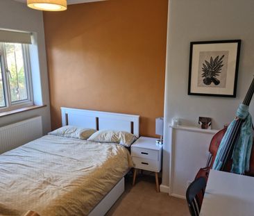 3 Bed Terraced House, Waltheof Gardens, N17 - Photo 3