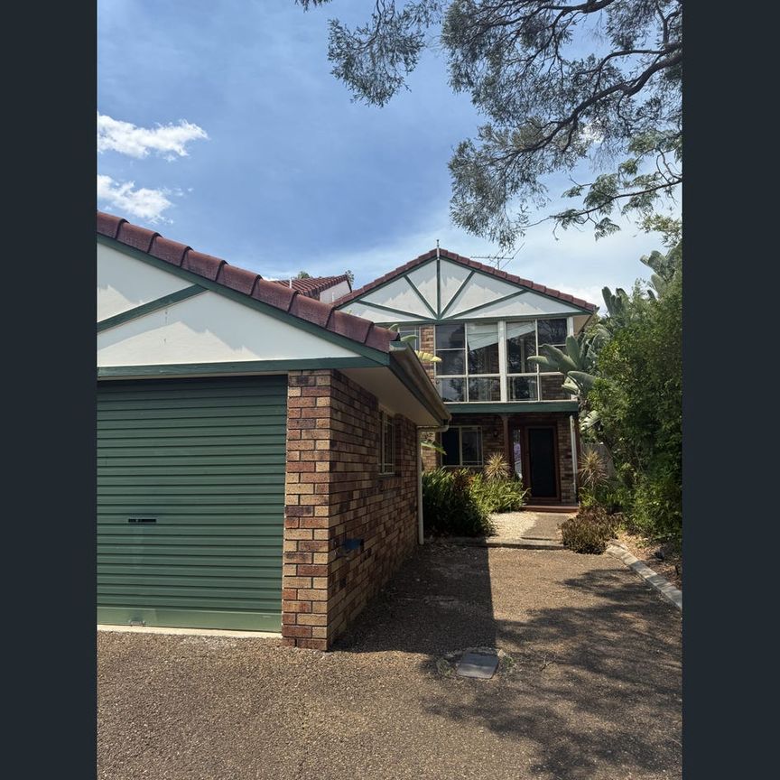 4/11 Jimbour Cres, Forest Lake, Qld 4078 - Photo 1