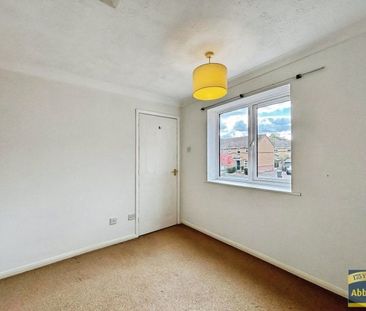 Brayfield Close, IP32 7EN - Photo 4