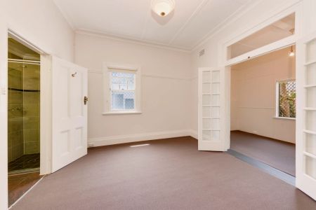 2Bedrooms, 2Bathrooms - Photo 3