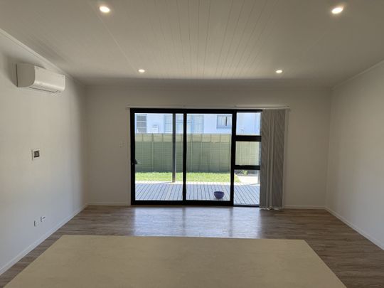 805 Dufferin Street, Akina - Photo 1