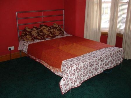 4 bedroom house share to rent - Photo 4