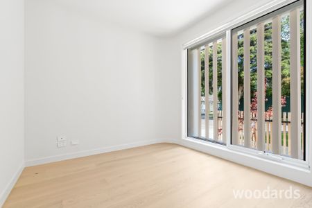 Brand New 4-Bedroom Home in the Heart of Thornbury - Photo 2